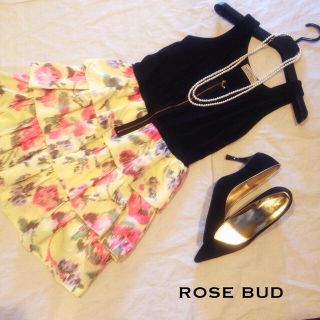 ローズバッド(ROSE BUD)のROSE BUD 花柄切り替えワンピ(ミニワンピース)