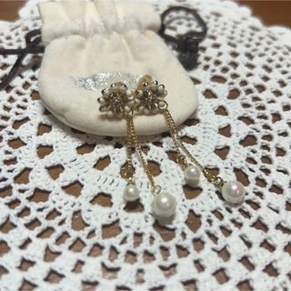 イヤリング 巾着付き(イヤリング)