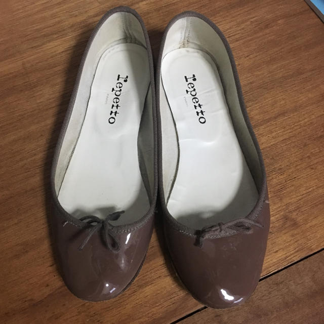 repetto(レペット)のレペット エナメル 23.5 みかん様 レディースの靴/シューズ(バレエシューズ)の商品写真