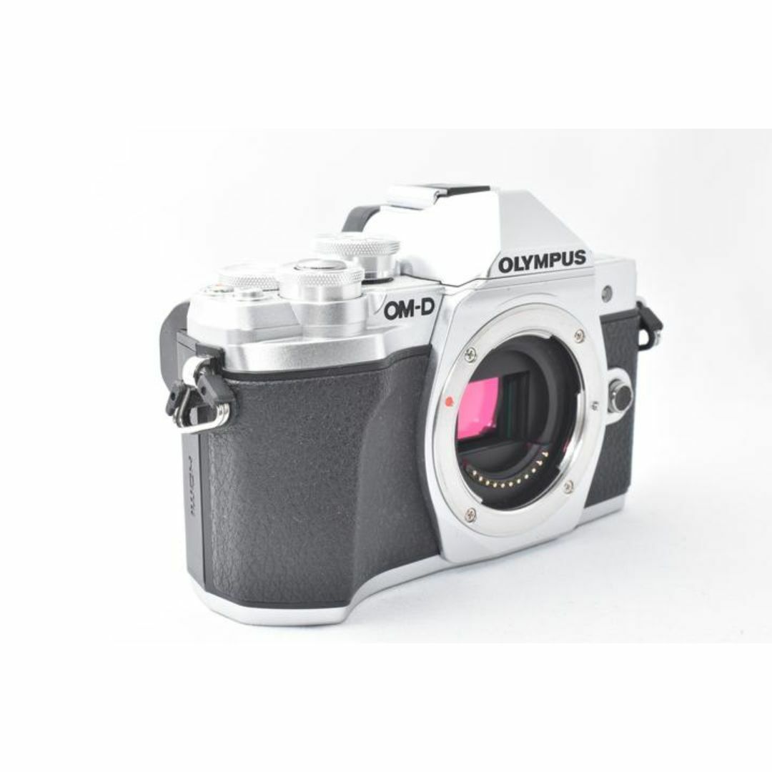 オリンパス OLYMPUS OM-D E-M10 MarkIII ボディー スマホ/家電/カメラのカメラ(ミラーレス一眼)の商品写真