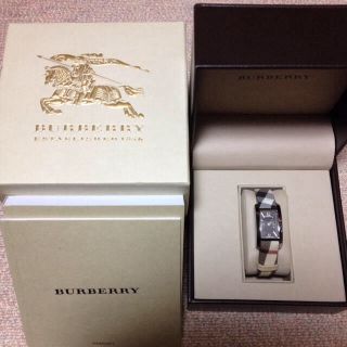 バーバリー(BURBERRY)のバーバリー 腕時計 ellie様キープ中(腕時計)