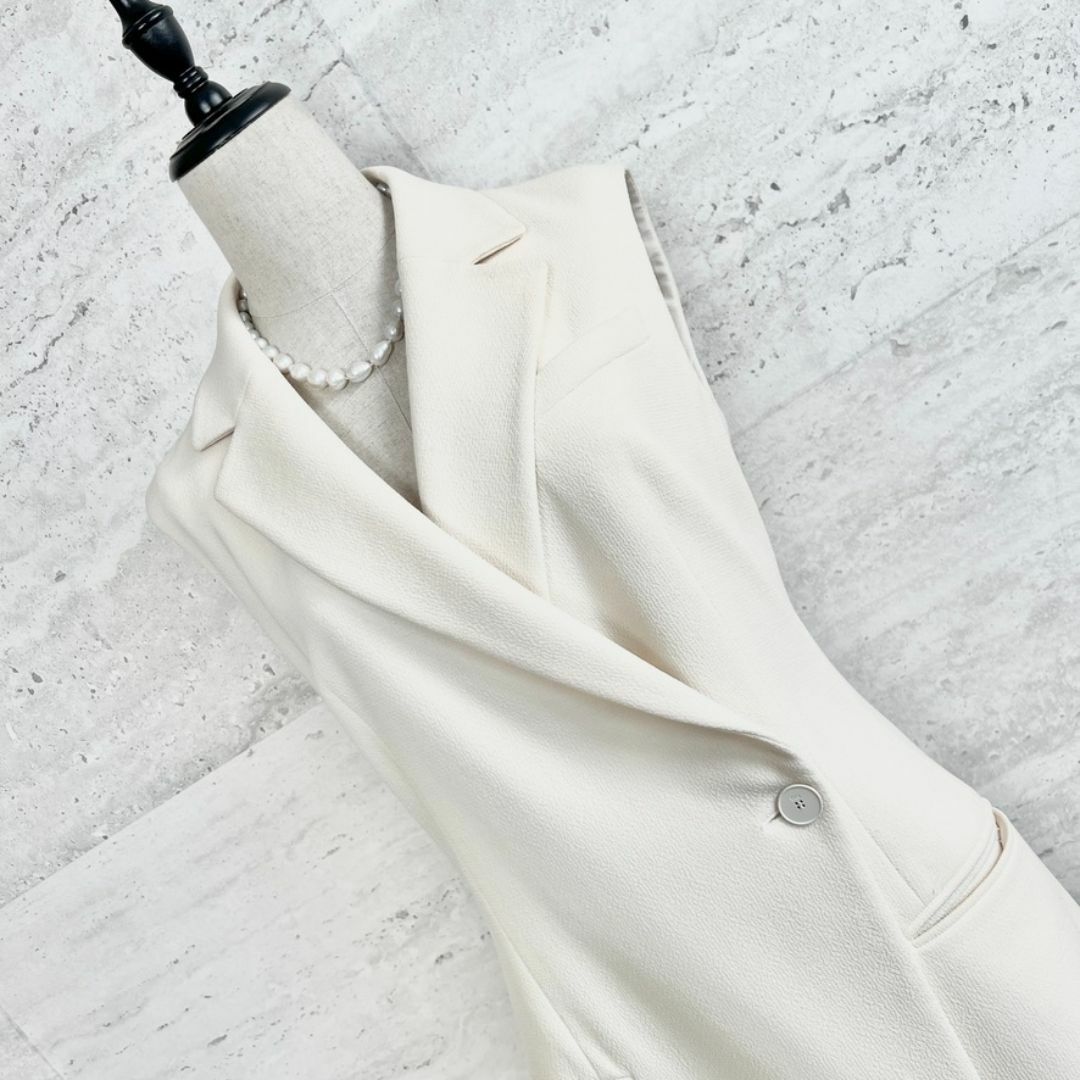 Christian Dior 未使用品　ウールクレープ　ジレワンピース ディオール ジレ 新品未使用（Christian Dior 未使用品 ウール