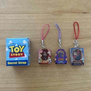 ディズニーストア　トイストーリー　シークレットストラップ　(キャラクターグッズ)