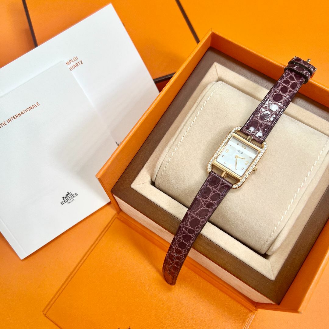 HERMES(エルメス)の未使用★HERMES★2025購入★金無垢★ダイヤモンド★ケープコッド★腕時計 レディースのファッション小物(腕時計)の商品写真