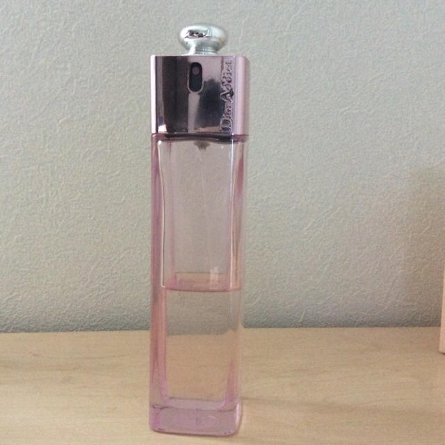 Dior(ディオール)のディオール 100ml アディクト2 香水 コスメ/美容の香水(香水(女性用))の商品写真