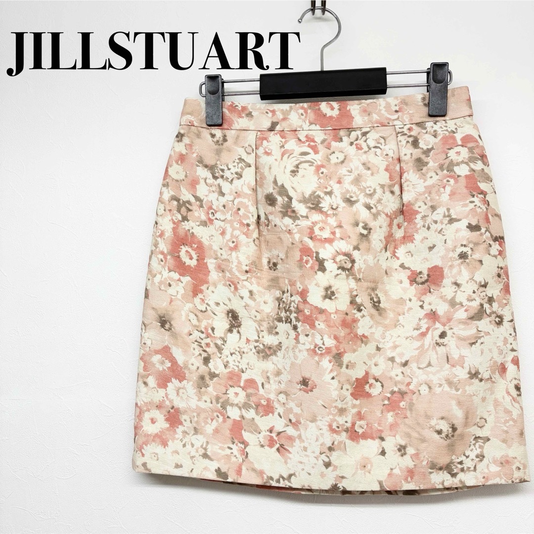 JILLSTUART(ジルスチュアート)のジルスチュアート　花柄　ミニスカート　ピンク　ベージュ　M レディースのスカート(ミニスカート)の商品写真