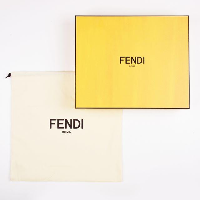 FENDI(フェンディ)のFENDI フェンディ　ブラックモンスタークラッチバッグ  メンズのバッグ(その他)の商品写真