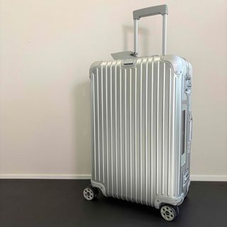 リモワ(RIMOWA)の美品　RIMOWA TOPAS E-TAG 63L SILVER キャリーケース(トラベルバッグ/スーツケース)