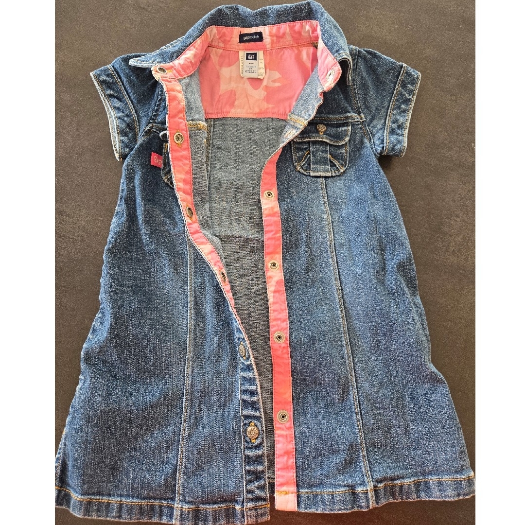 babyGAP(ベビーギャップ)のGAP babyGAP デニム 半袖 ワンピース 95cm キッズ/ベビー/マタニティのキッズ服女の子用(90cm~)(ワンピース)の商品写真