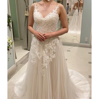 フランス風 ウエディングドレス ふわふわ 美しい花レース 大人っぽい 結婚式(ウェディングドレス)