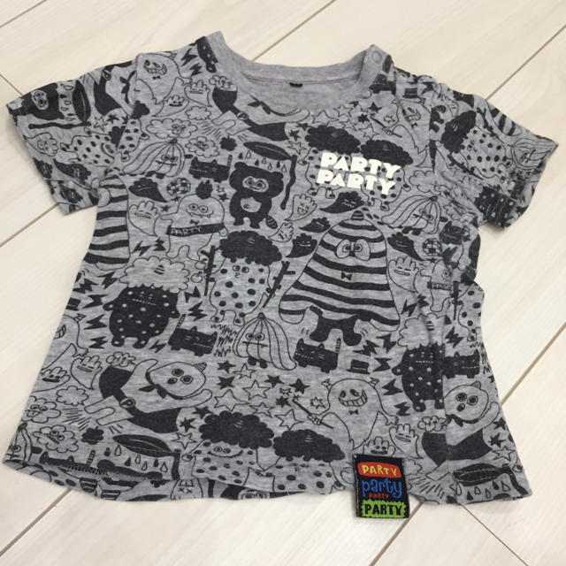 PARTYPARTY(パーティーパーティー)のparty party★Tシャツ 95㎝ キッズ/ベビー/マタニティのキッズ服男の子用(90cm~)(その他)の商品写真