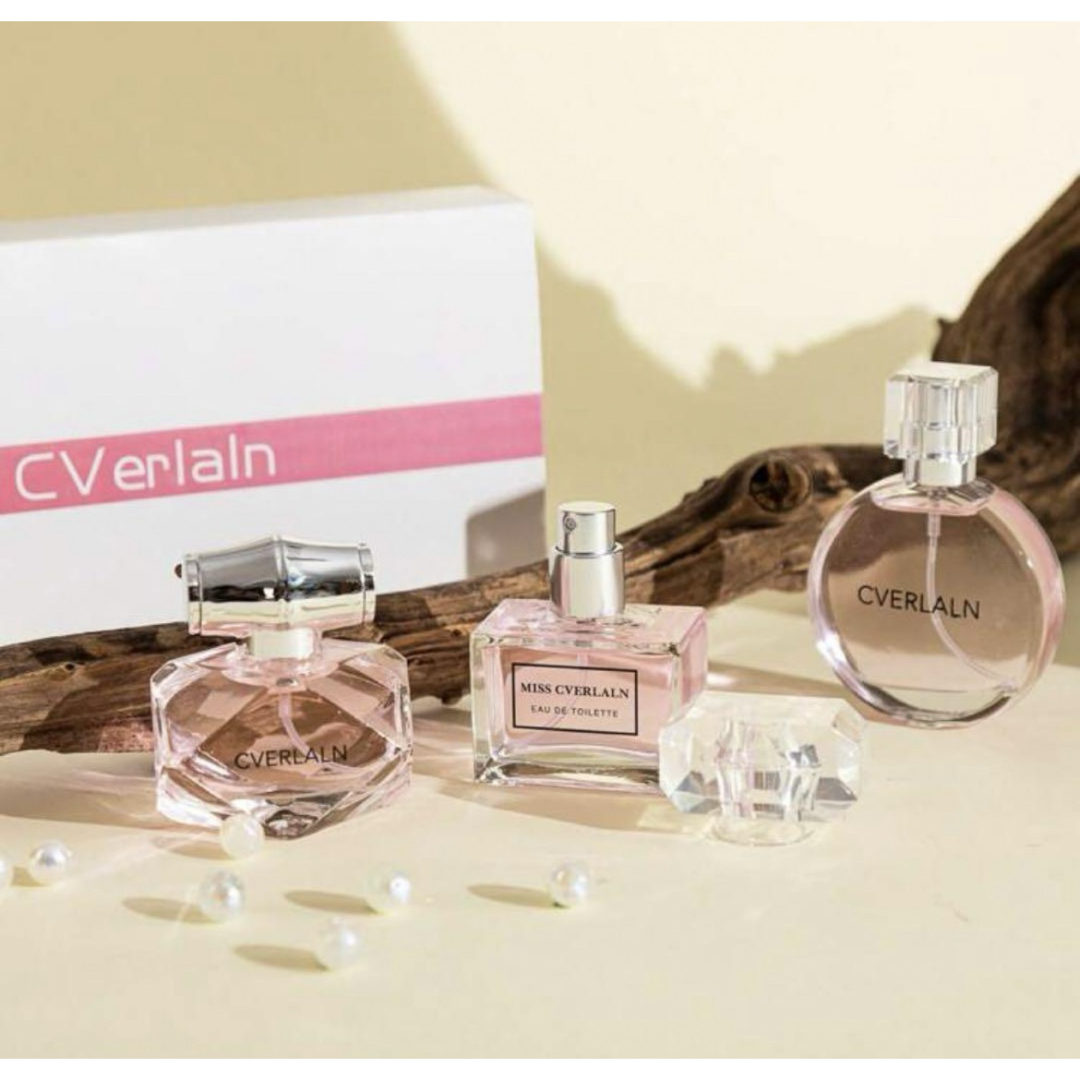 新品未使用　香水セット　フローラルフルーティ　30ml 3個セット 香水 コスメ/美容の香水(香水(女性用))の商品写真
