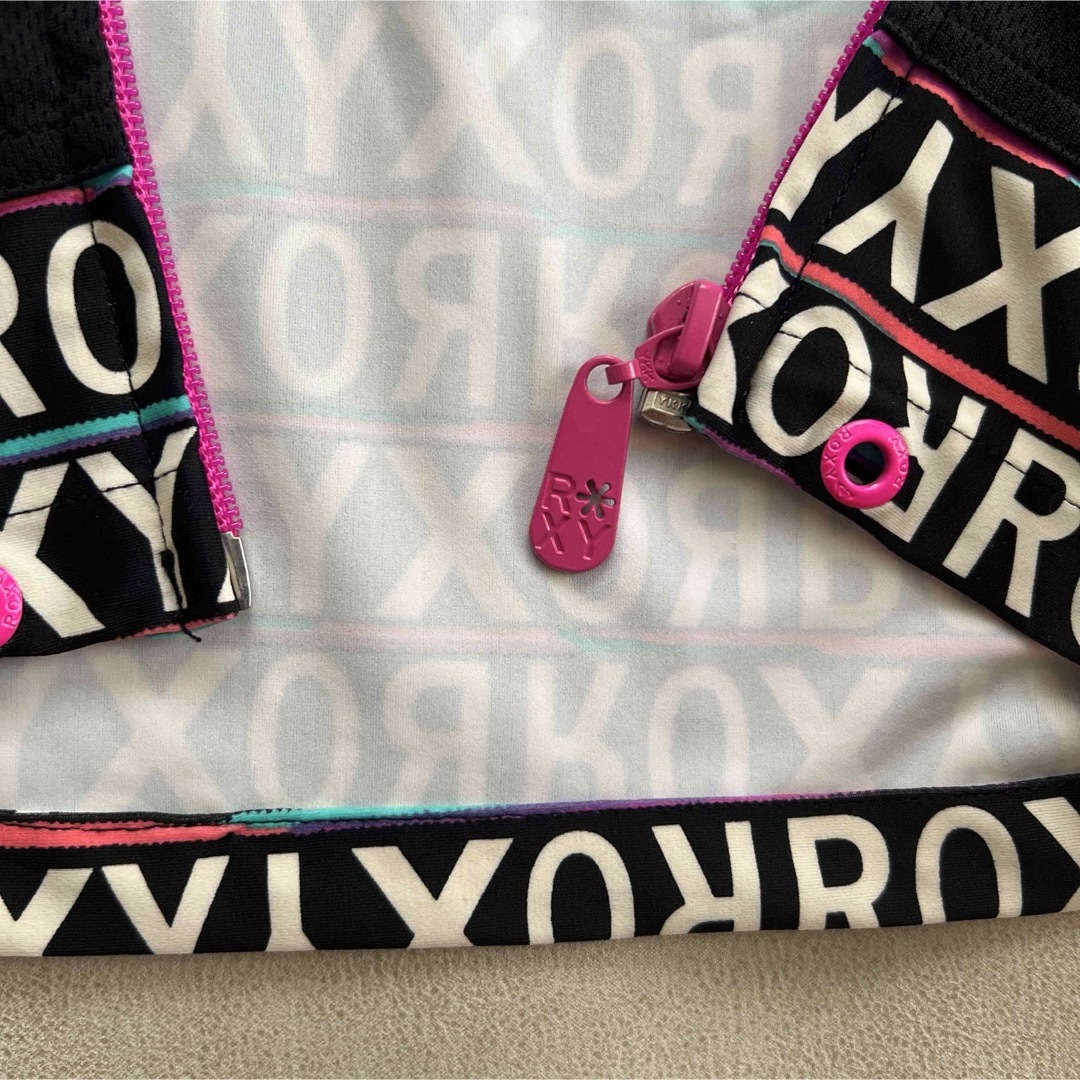 Roxy(ロキシー)のROXY  ロキシー　ラッシュガード　フード付き レディースの水着/浴衣(水着)の商品写真