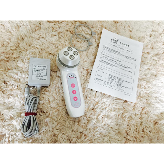 セルキュア 美顔器✨ スマホ/家電/カメラの美容/健康(フェイスケア/美顔器)の商品写真