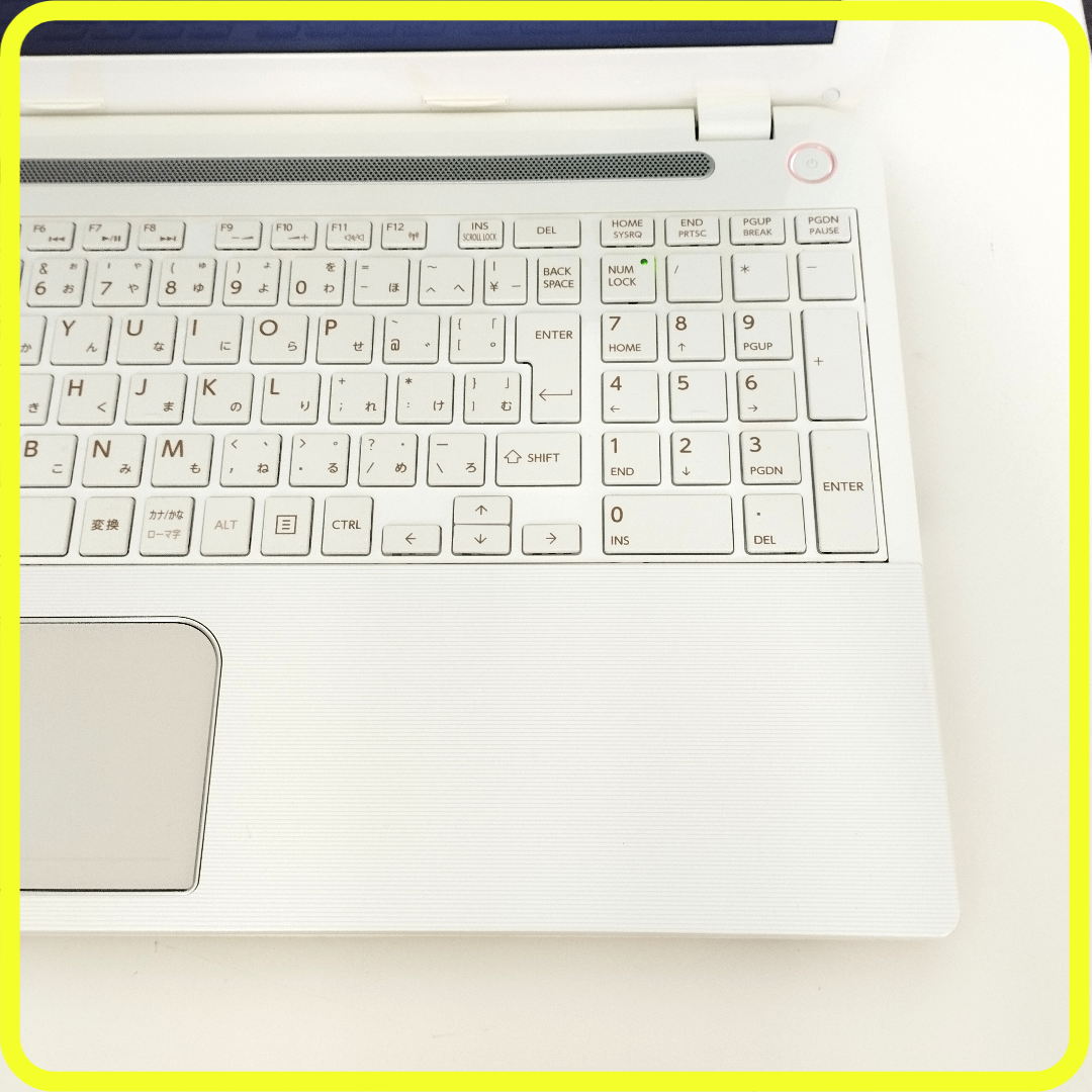 東芝 - 美品　白　新品SSD256⭐️windows11ノートパソコン　ホワイト　351 美品 白 新品SSD256 windows11 ノートパソコン ホワイト 351