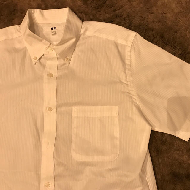 UNIQLO(ユニクロ)の半袖ワイシャツ(Lサイズ)ユニクロ UNIQLO メンズのトップス(Tシャツ/カットソー(半袖/袖なし))の商品写真