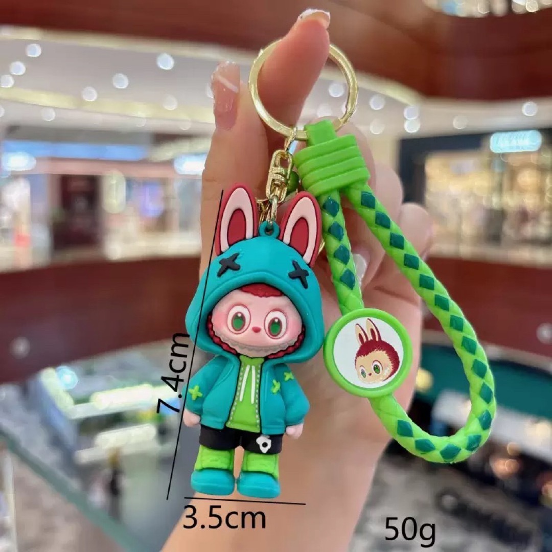 ラブブスウェットシャツキーホルダープレゼグリーンとベージュ2台セット エンタメ/ホビーのおもちゃ/ぬいぐるみ(キャラクターグッズ)の商品写真