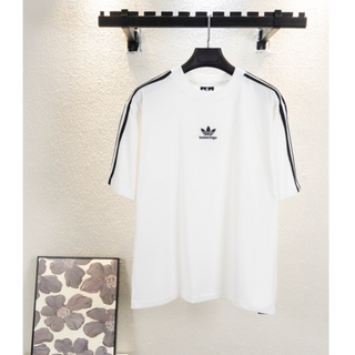 アディダス(adidas)のbalenciaga × Adidasコラボ 半袖Tシャツ 男女兼用(Tシャツ/カットソー(半袖/袖なし))