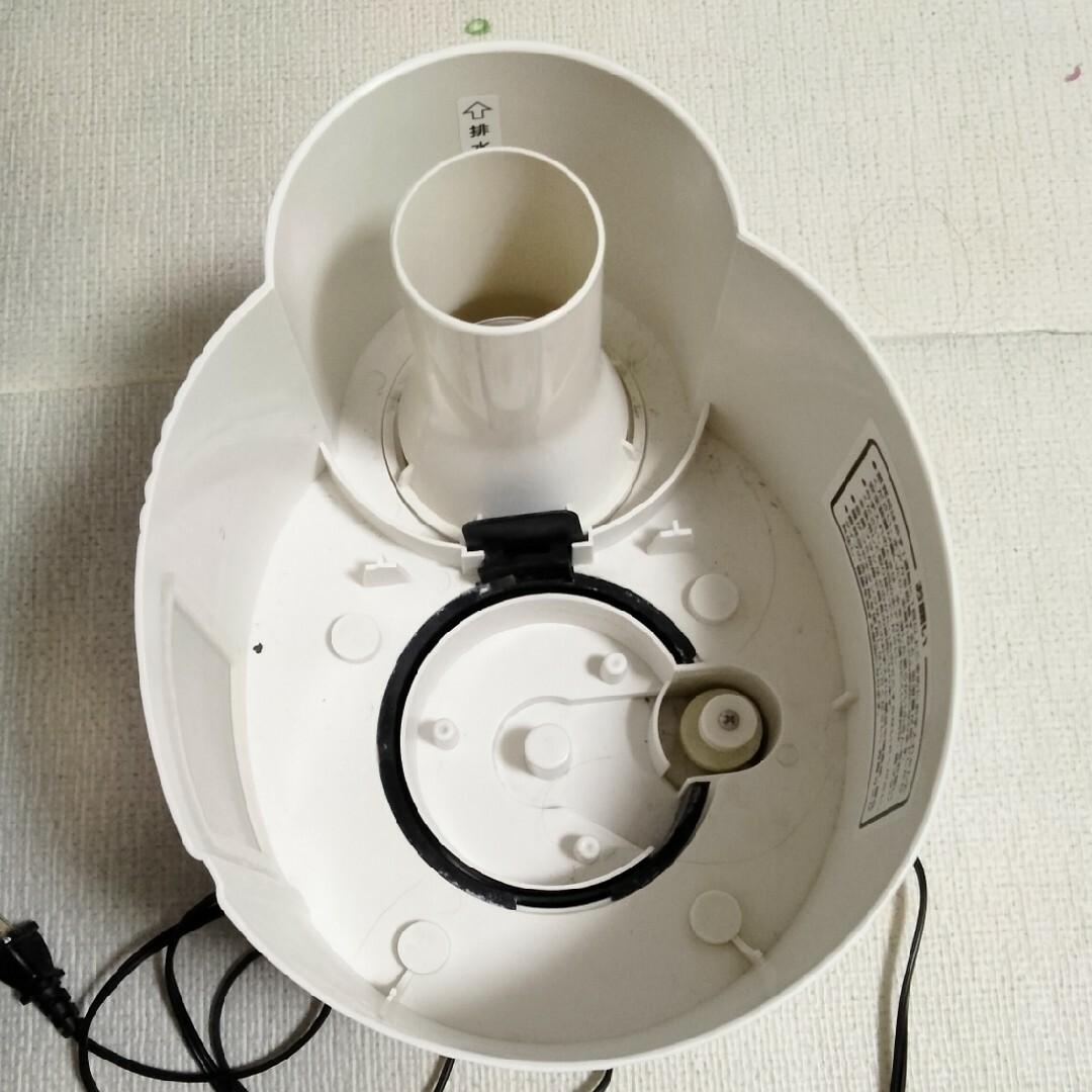 山善(ヤマゼン)のYAMAZEN KS-A252(W) スマホ/家電/カメラの生活家電(加湿器/除湿機)の商品写真