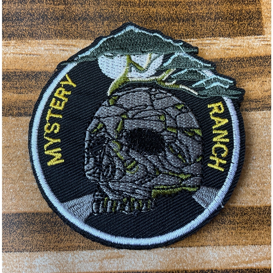MYSTERY RANCH(ミステリーランチ)のMYSTERY RANCH スカル刺繍パッチワッペン　ベルクロ メンズのバッグ(バッグパック/リュック)の商品写真