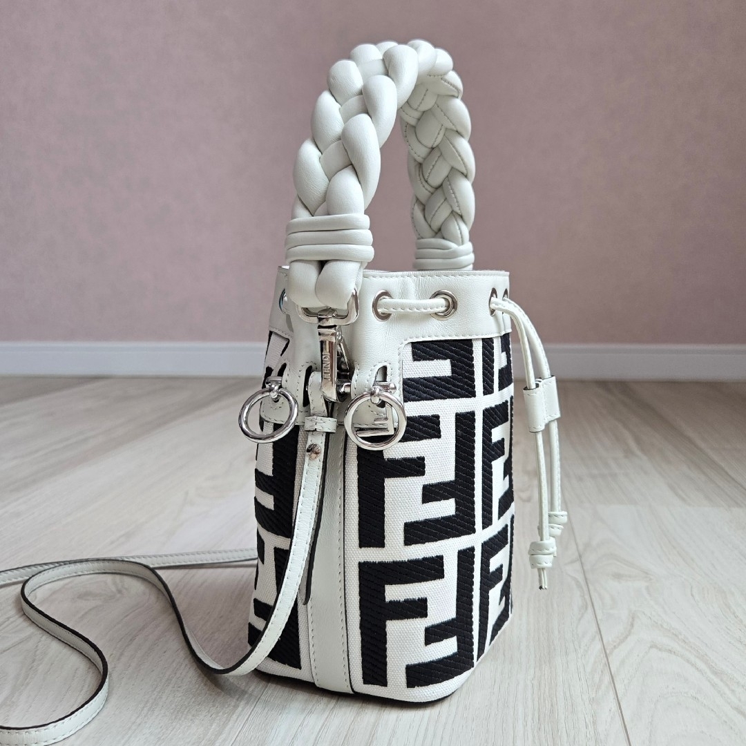 FENDI - 希少✨フェンディ モン トレゾール モノグラム バケット