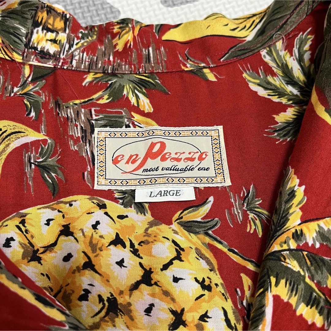 enpezzo アロハシャツ パイナップル柄 半袖シャツ Lサイズ メンズのトップス(シャツ)の商品写真