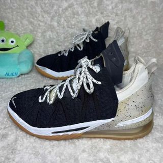 ナイキ(NIKE)のNIKE　ナイキLEBRON18 レブロン18 JAMES GANG27cm(バスケットボール)