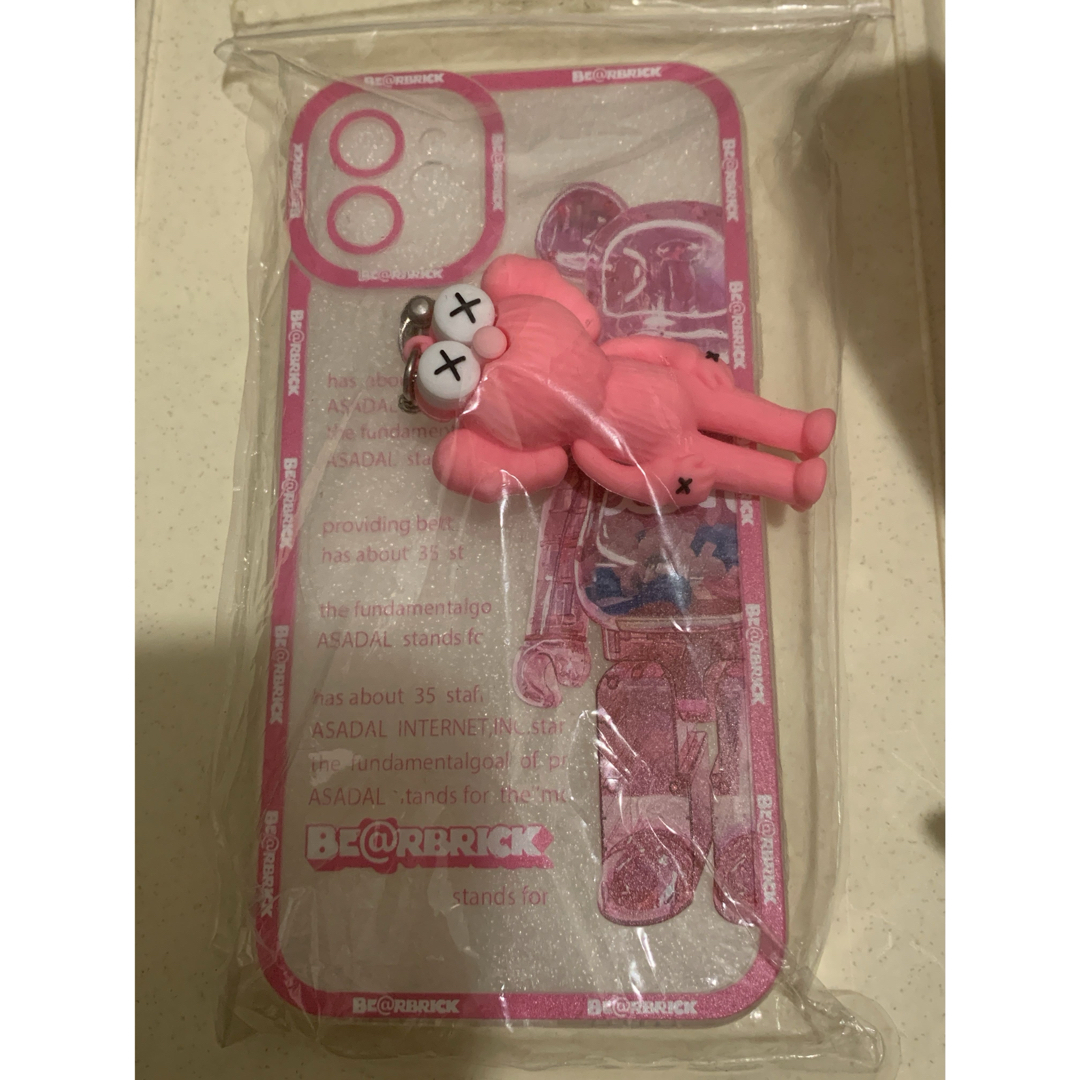 ベアブリック　透明　ピンク　iPhone11用　スマホカバー スマホ/家電/カメラのスマホアクセサリー(iPhoneケース)の商品写真