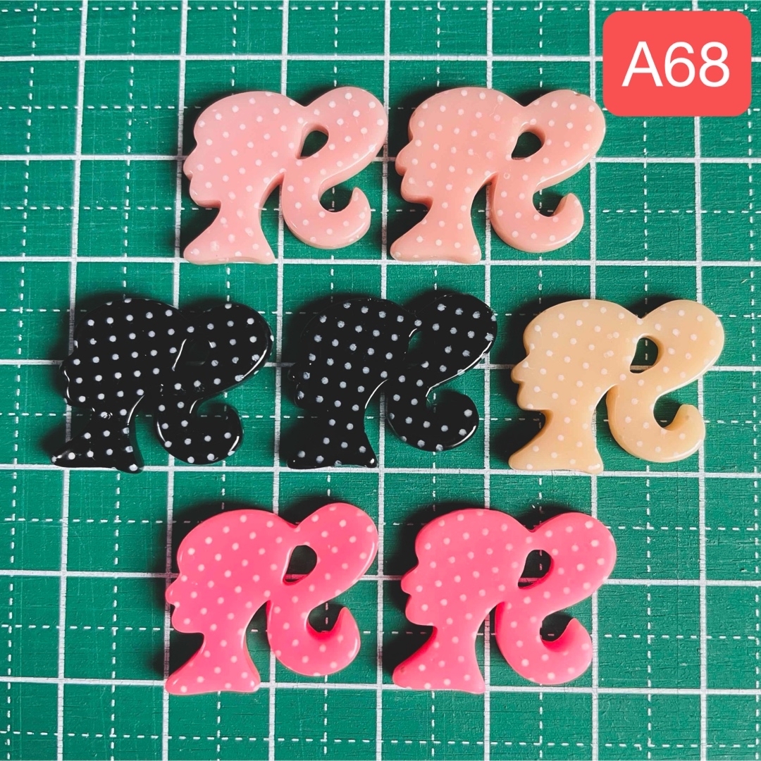 【A68】デコパーツ☆女の子(ドット) ハンドメイドの素材/材料(各種パーツ)の商品写真