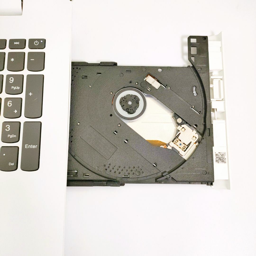 Lenovo - 美品✨️Windows11/カメラ付きノートパソコン/爆速SSD