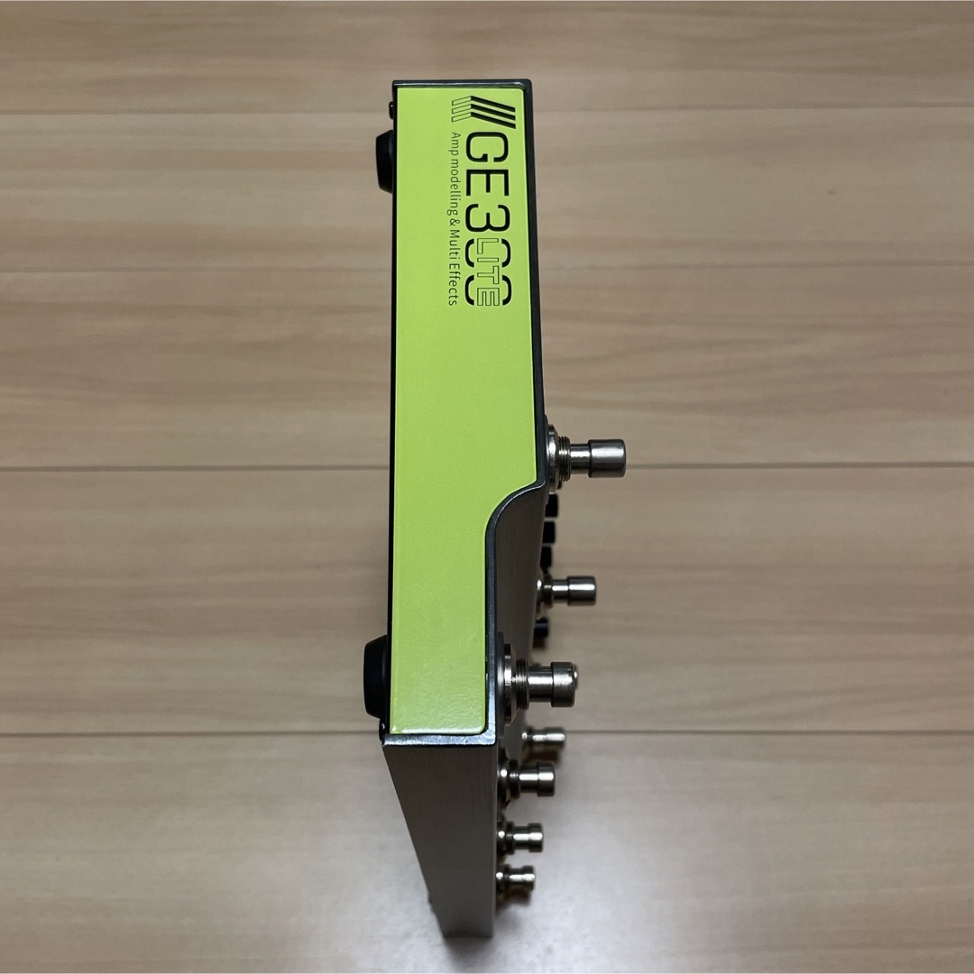 MOOER GE300 LITE マルチエフェクター アンプシミュレーターの