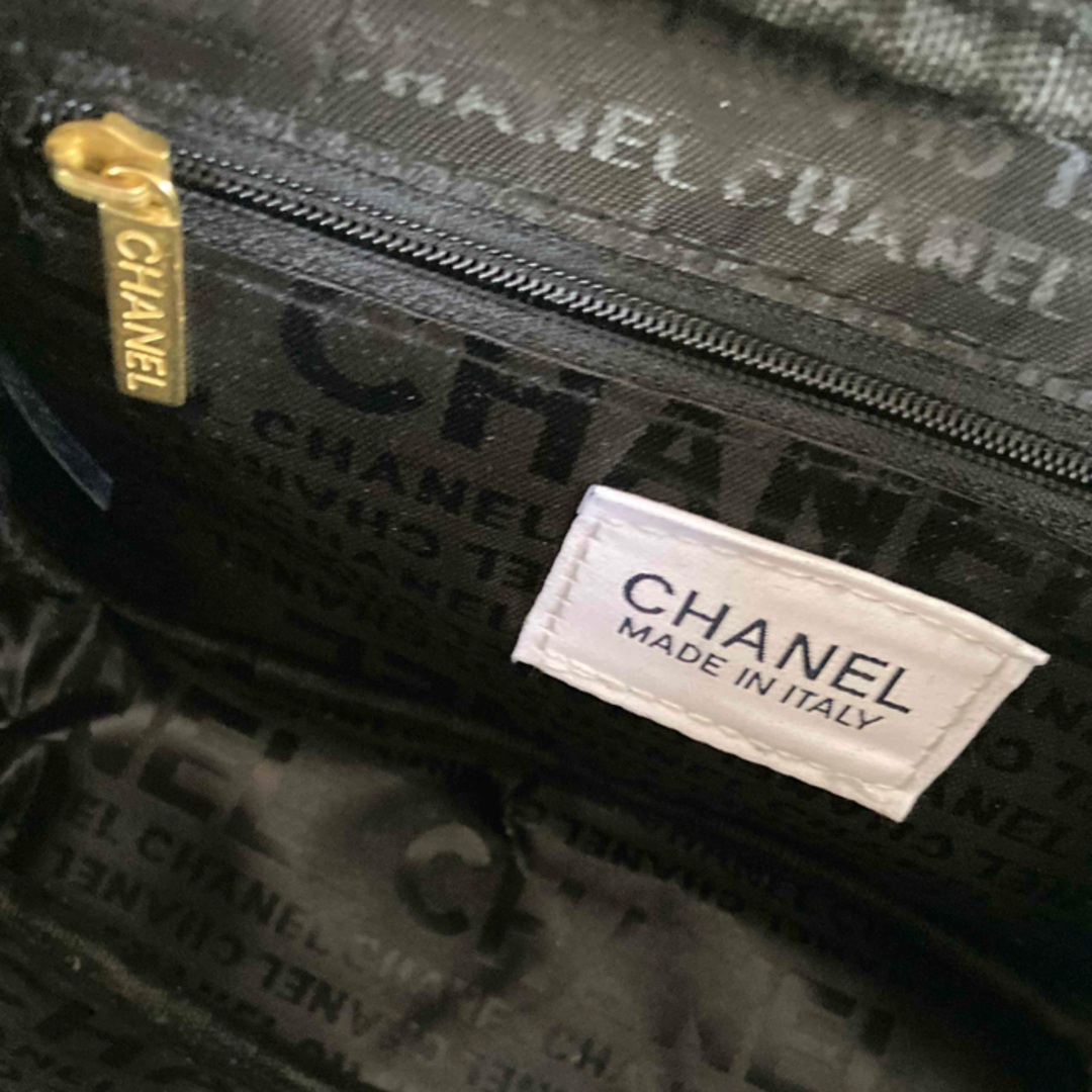 CHANEL - 新品未使用 CHANEL ブラックデニムチェーンポーチ