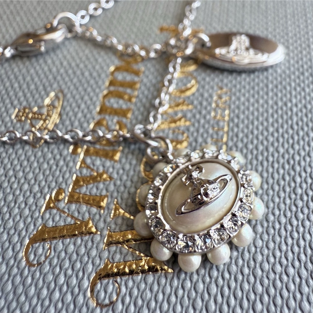 最先端 Vivienne VivienneWestwoodパール 残2！未使用美品 - Westwood アクセサリー