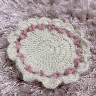 ハンドメイド　かぎ針編み　コースター　ドイリー　ピンク