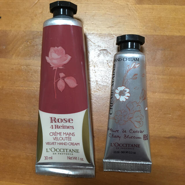 L'OCCITANE(ロクシタン)のロクシタン ハンドクリーム コスメ/美容のボディケア(ハンドクリーム)の商品写真