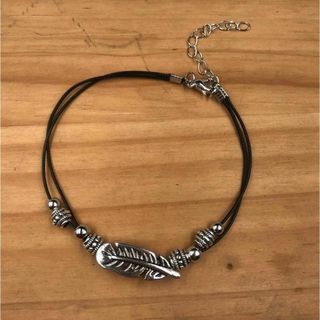 【新品未使用品】ブレスレット　アンクレット　黒　ヴィンテージ　葉　リーフ(ブレスレット/バングル)
