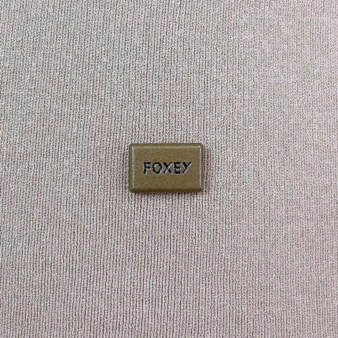 美品 フォクシー ニューヨーク ノースリーブニット 40 裾