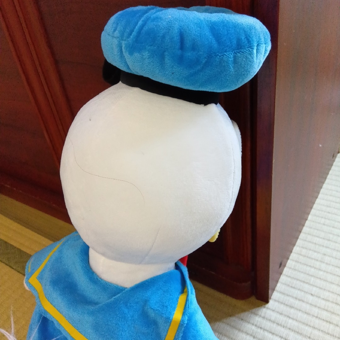 ドナルドダック ぬいぐるみ 大きめ エンタメ/ホビーのおもちゃ/ぬいぐるみ(キャラクターグッズ)の商品写真