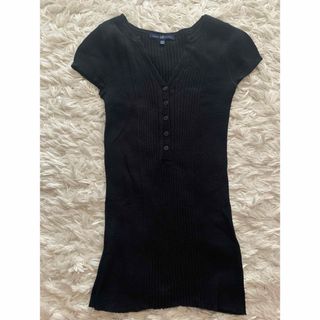 GAP ギャップ⭐︎Vネック半袖カットソー 黒