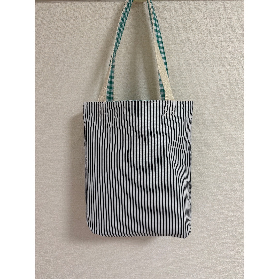 BURBERRY BLUE LABEL(バーバリーブルーレーベル)の❤️新品未使用❤️可愛い♪リバーシブルできるトートショルダーバッグハンドメイド♪ レディースのバッグ(トートバッグ)の商品写真
