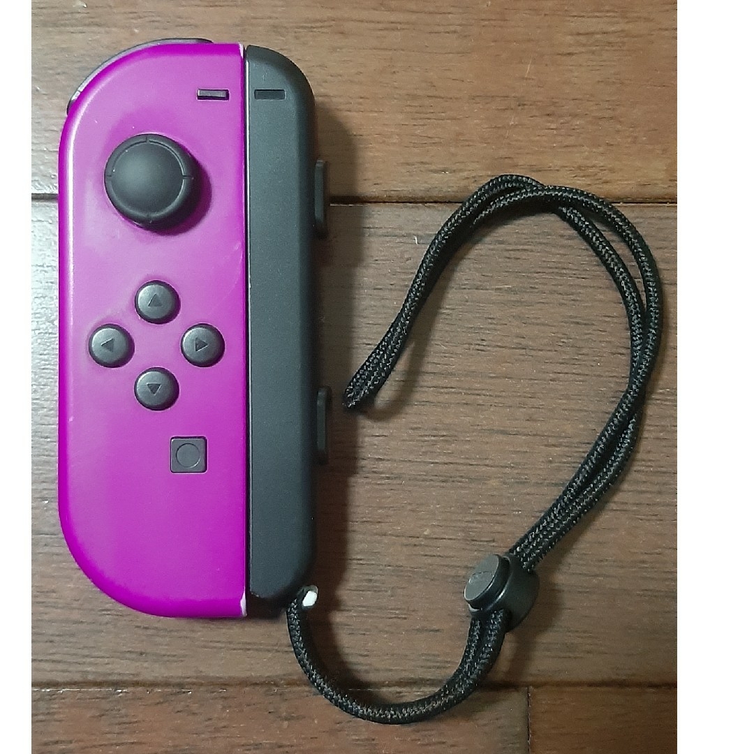 Switch ジョイコン パープル 左 エンタメ/ホビーのゲームソフト/ゲーム機本体(その他)の商品写真
