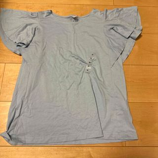 ユニクロ　袖フリルTシャツ M