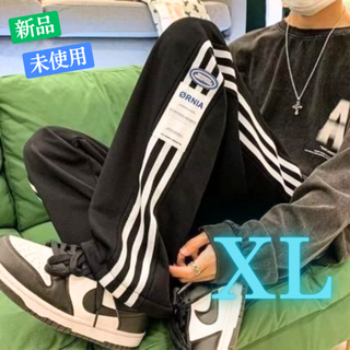 メンズ 夏 薄手 韓国 3本線 スウェット ジャージ ブラック パンツ ワッペン(その他)