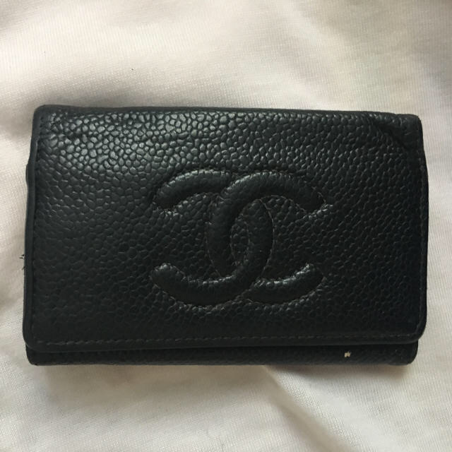 CHANEL(シャネル)の訳あり CHANEL キャビアスキン キーケース♡ レディースのファッション小物(キーホルダー)の商品写真