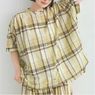ビッグマドラスチェック バンドカラー ハシゴレース ワイド ブラウス(シャツ/ブラウス(半袖/袖なし))