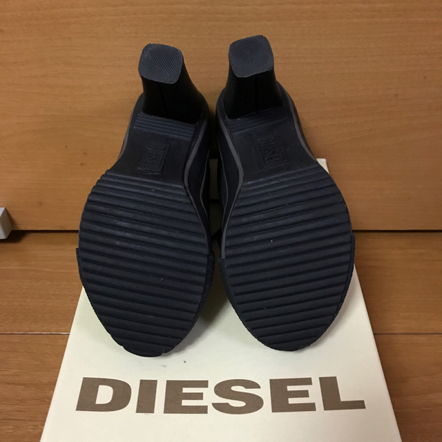 DIESEL(ディーゼル)のDIESEL★ディーゼル ショートブーツ★ レディースの靴/シューズ(ブーツ)の商品写真