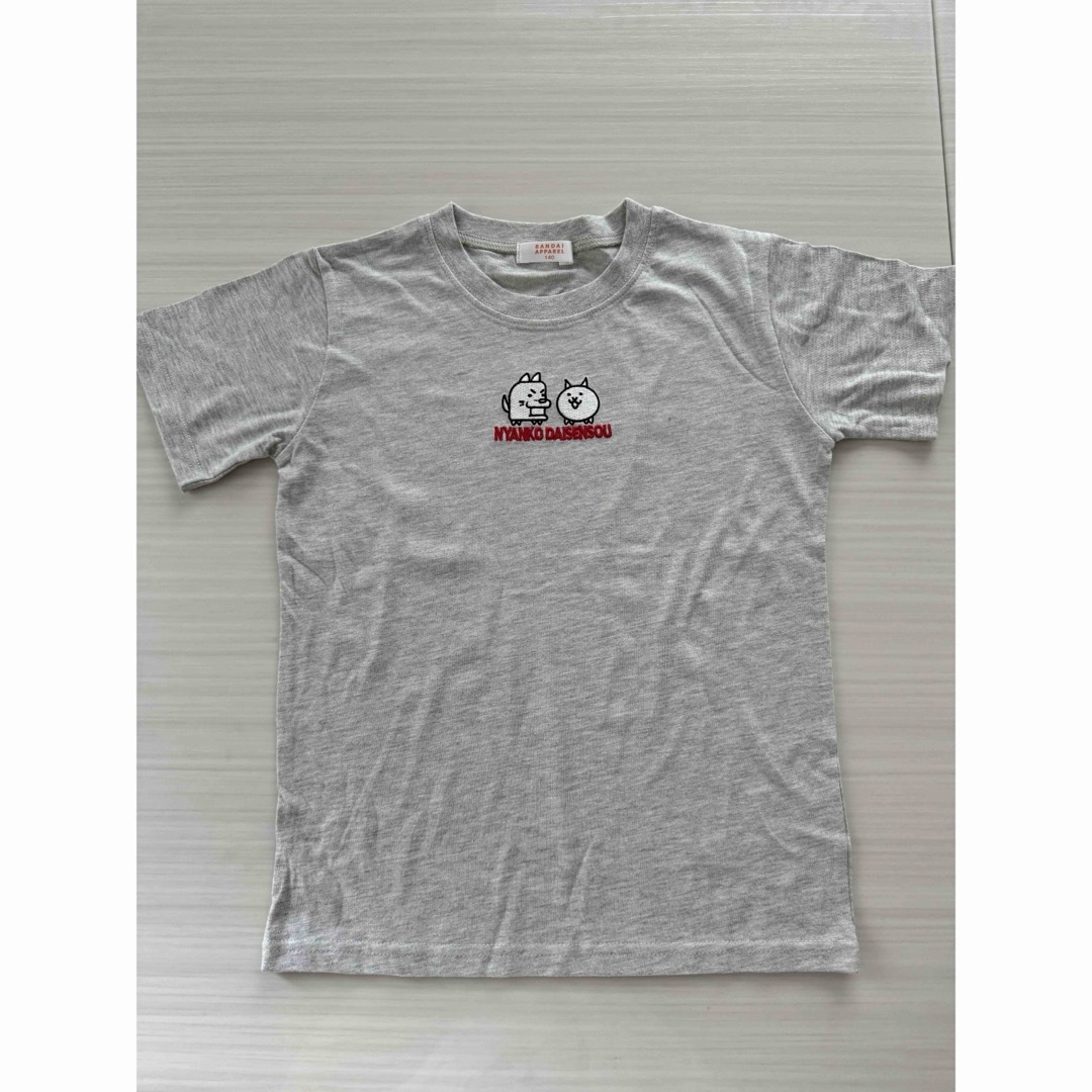 未使用 にゃんこ大戦争　Tシャツ　任天堂　男の子　半袖Tシャツ　140cm 刺繍 キッズ/ベビー/マタニティのキッズ服男の子用(90cm~)(Tシャツ/カットソー)の商品写真