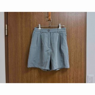 シーイン(SHEIN)の新品　Dazy グレーショートパンツ　Mサイズ (ショートパンツ)