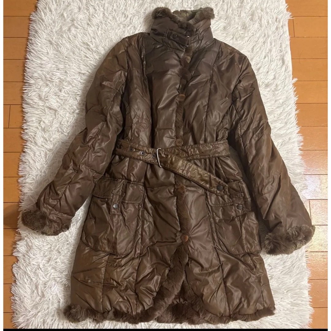 Max Mara(マックスマーラ)のMax MaraWEEKEND ラビットファーダウンコート ブラウン ベルト付き レディースのジャケット/アウター(ダウンコート)の商品写真
