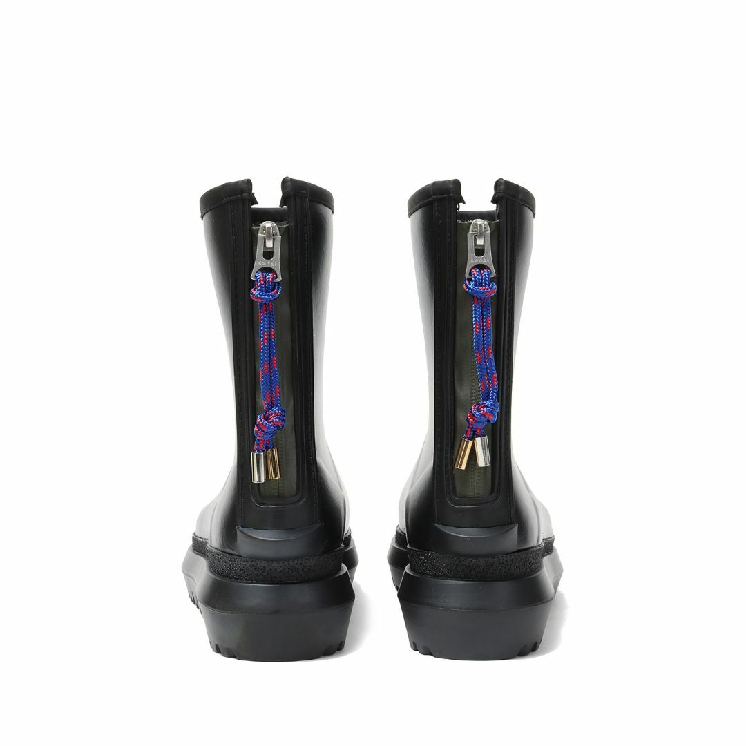 完売品 sacai ラバーブーツ レインシューズ 梅雨のスタイルを格上げするサカイのラバーブーツが登場 | GQ JAPAN